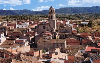 L'Albi - a typical village in the Garrigues region