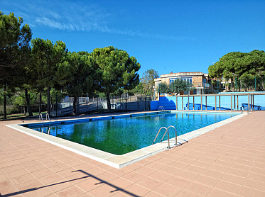 Swimming pool Swimming pool
